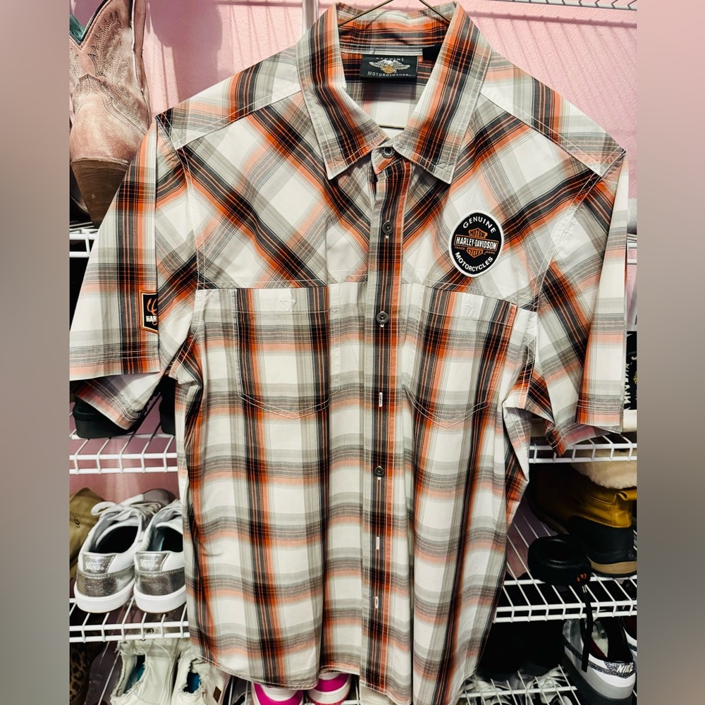 Harley Davidson Men’s button up shirt, Size L